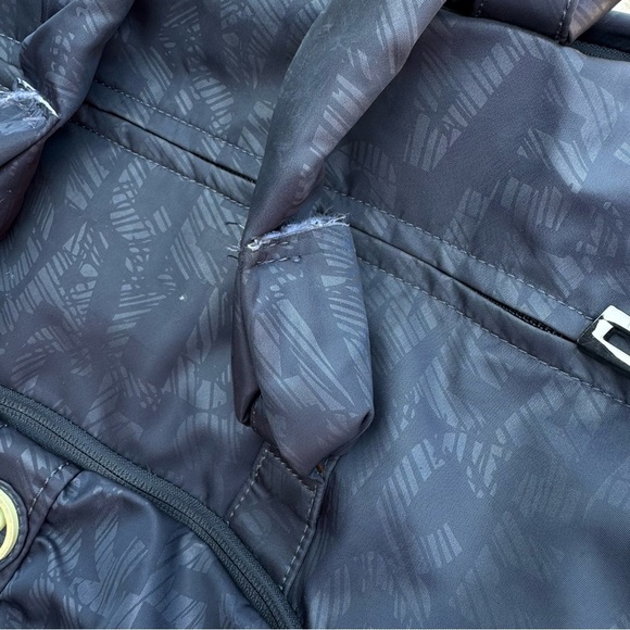 Lululemon Athletica Bon Voyage Bag with Manifesto Print - Picture 5 of 14